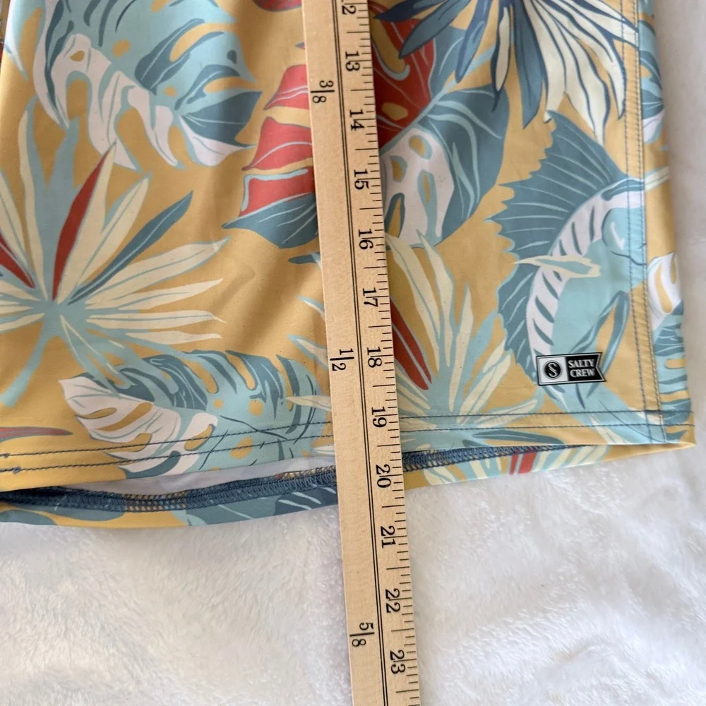 Salty Crew Ripple Blue Yellow Tropical Marlin Board‎ Shorts Size 36 Essential